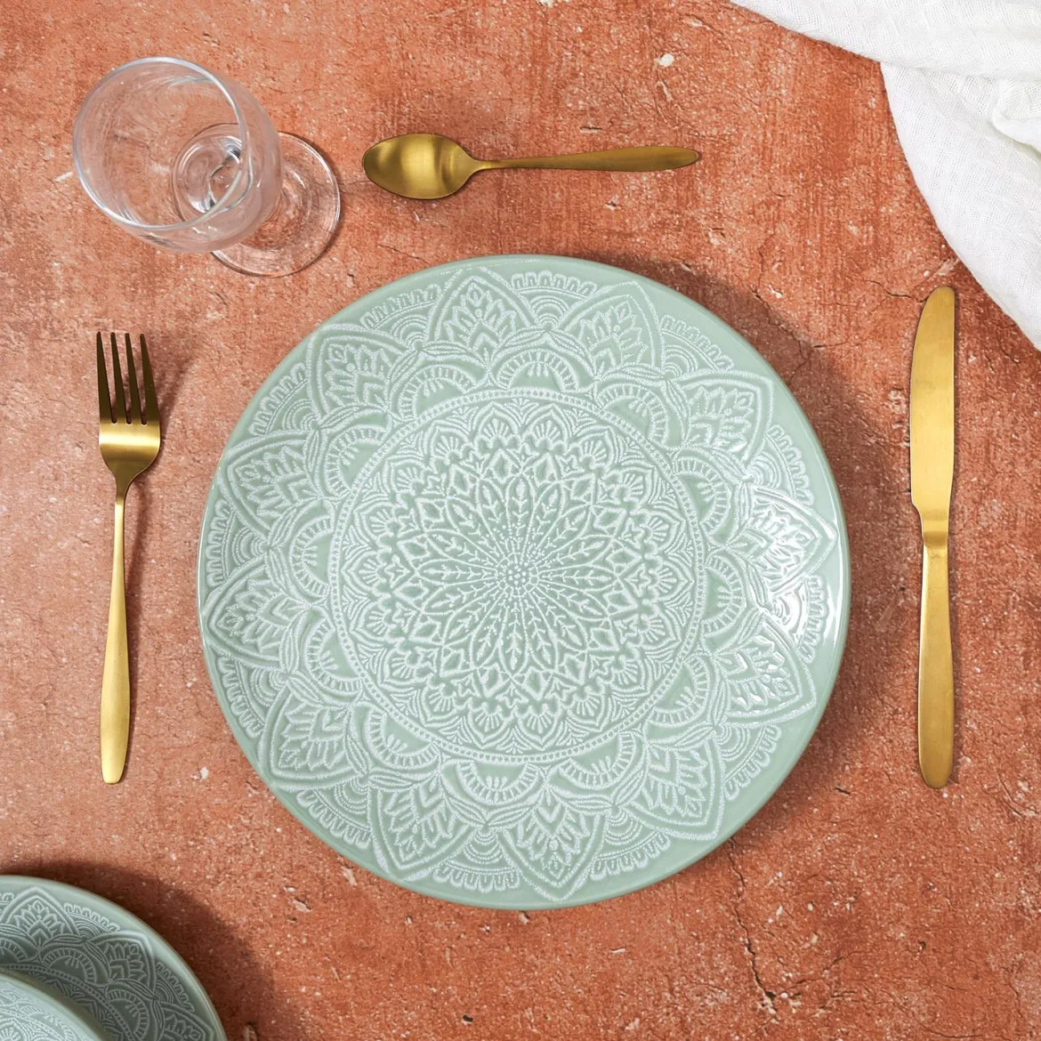 ASSIETTE SAHARA VERT D.27CM