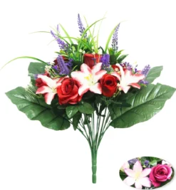 BOUQUET DE BOUTONS DE ROSES LYS ET LAVANDE