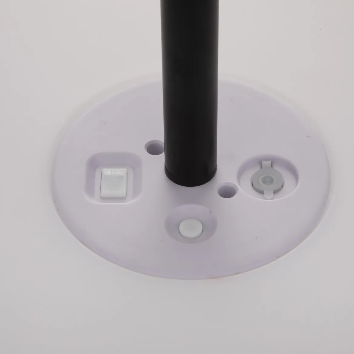LAMPADAIRE OUTDOOR RONY BLANC H.150CM