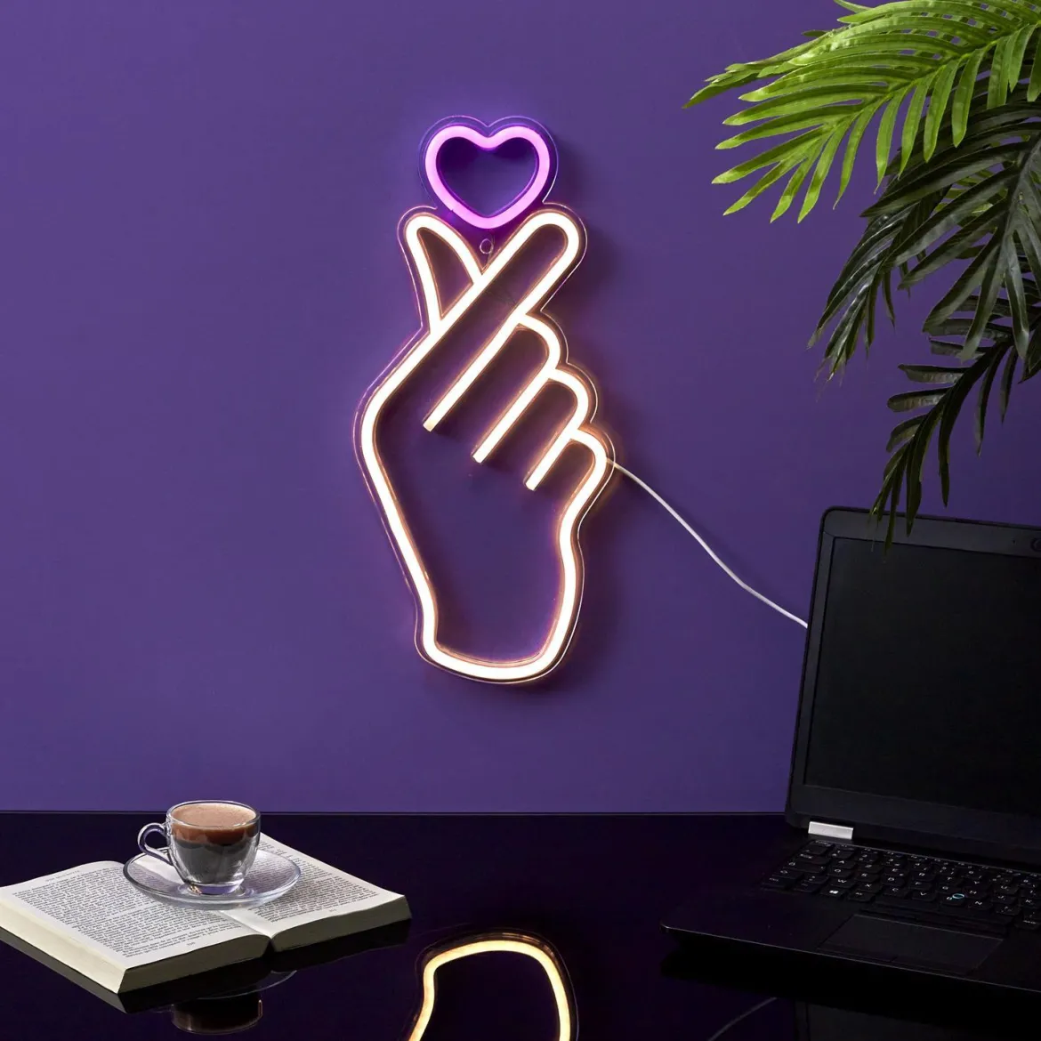 LAMPE LED EFFET NEON SIGNE COEUR USB