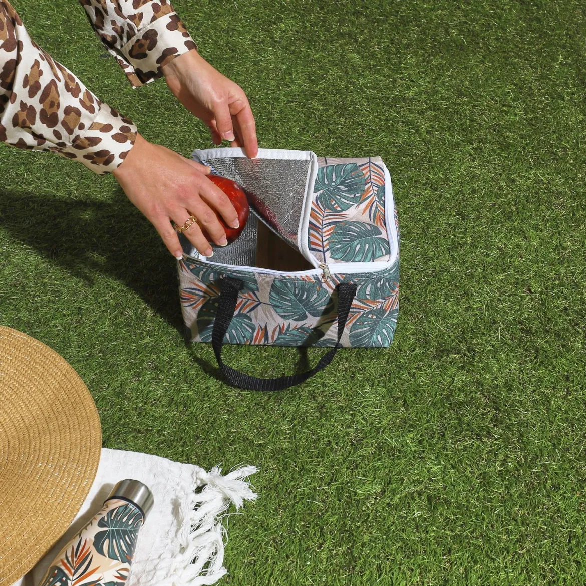 LUNCH BAG TROPICAL 24X18X13.5CM