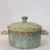 MINI COCOTTE VERT PORCELAINE EMAIL REACTIF D.10CM