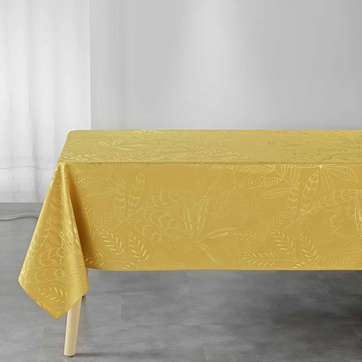 NAPPE 150X240CM METALLISE BELFLOR JAUNE OR