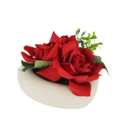 2 ROSES DIAMANT COEUR CIMENT 17X18X12CM ROUGE