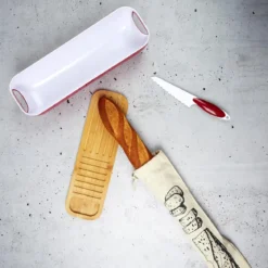 SAC A PAIN UNE BAGUETTE EN TOILE 70X10CM