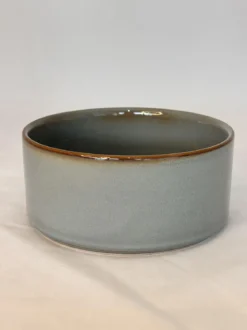 SALADIER GRIS EMPILABLE PORCELAINE EMAIL REACTIF 20CM