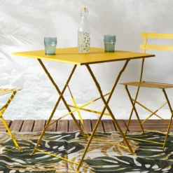 TABLE CARREE PLIANTE CAMARGUE JAUNE SOLEIL