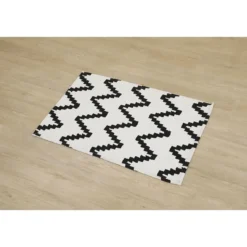 TAPIS ZIGZAG FOND BLANC 60X90CM BLANC NOIR