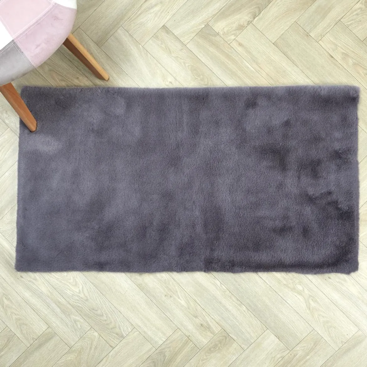 TAPIS IMITATION FOURRURE FIN GRIS 110X60CM