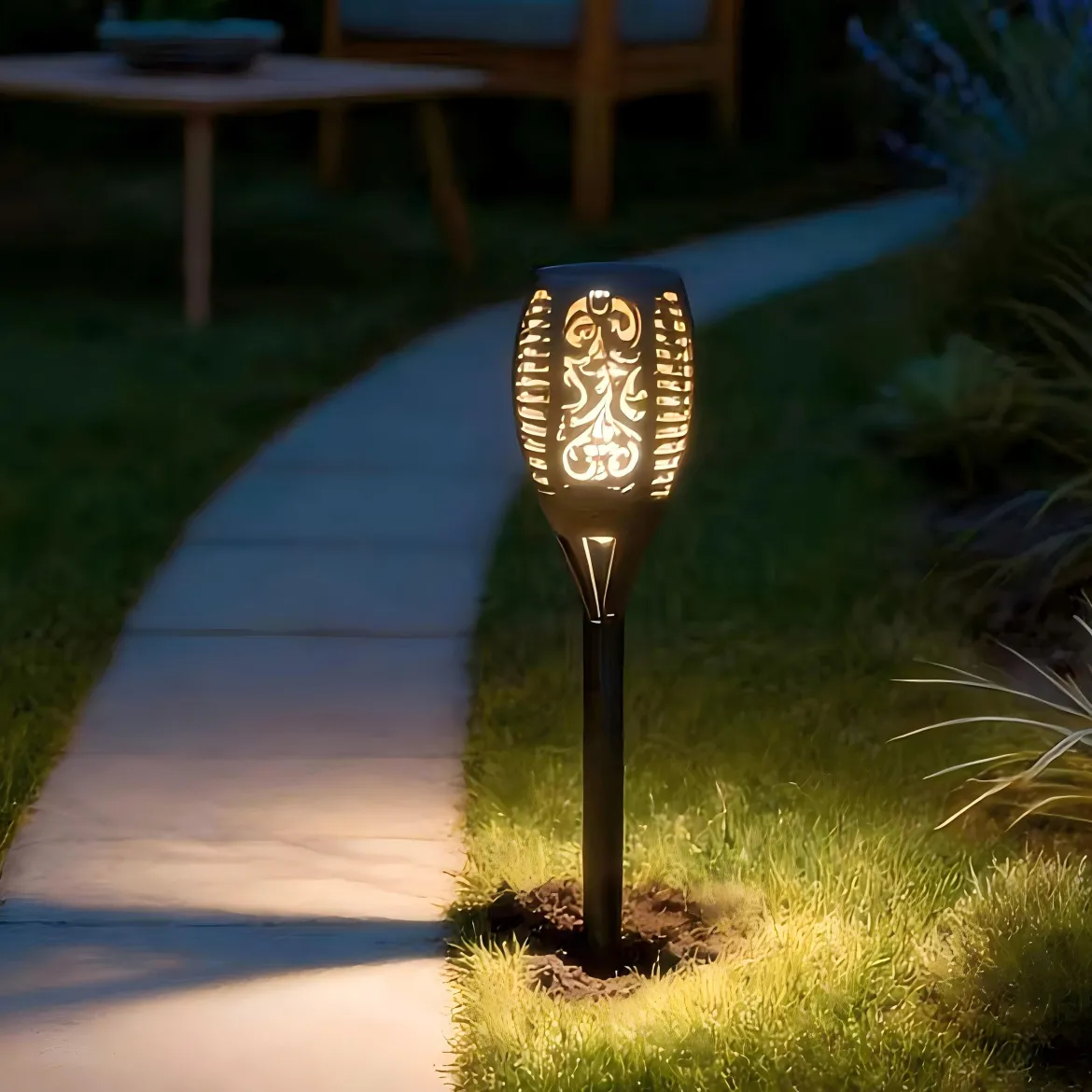 TORCHE 12 LED JAUNE SOLAIRE EFFET FLAMMES 12X76CM