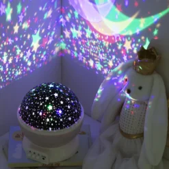 VEILLEUSE A PILE PROJECTEUR ETOILES